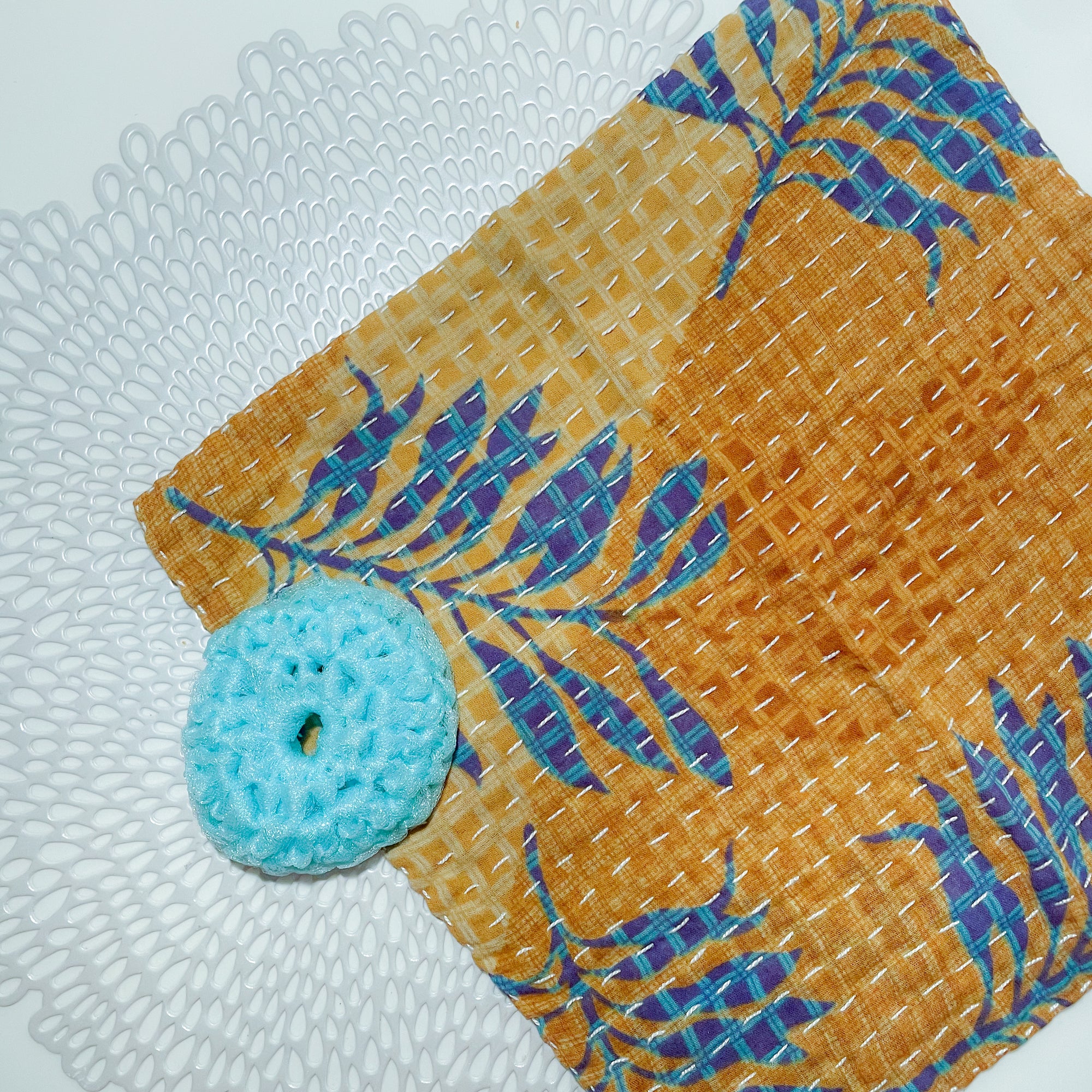 Kantha Dish Cloth + Dish Scrubber Gift Set