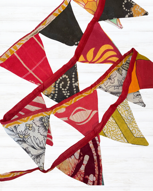 Saree Mini Triangle Banner