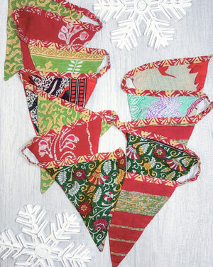 Saree Triangle Banner | Christmas