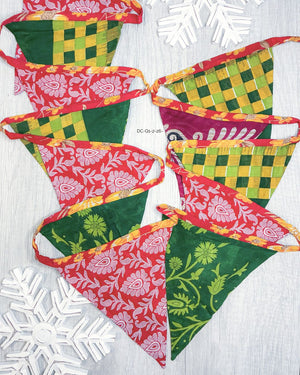 Saree Triangle Banner | Christmas