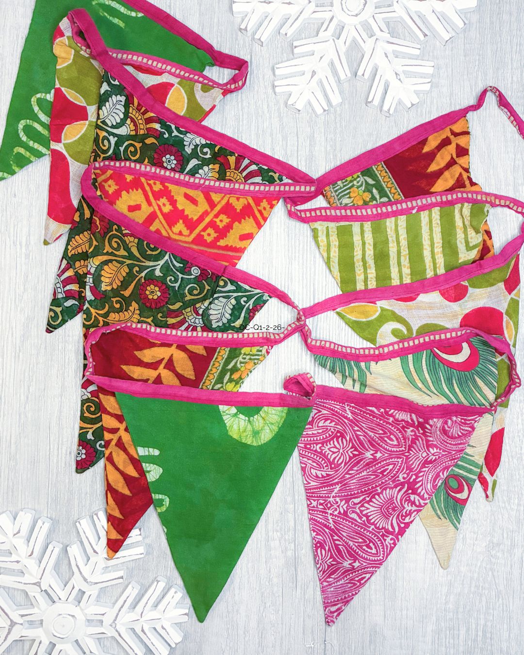 Saree Triangle Banner | Christmas