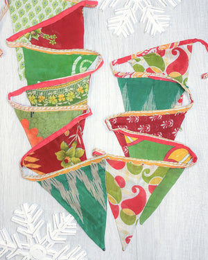 Saree Triangle Banner | Christmas