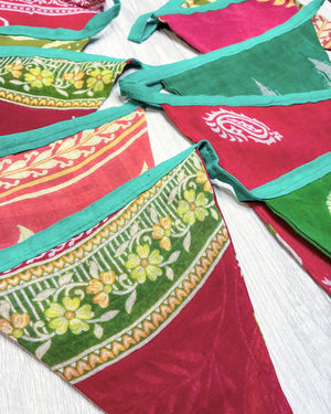 Saree Triangle Banner | Christmas