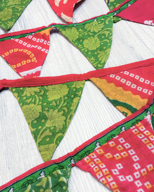 Mini Saree Triangle Banner | Christmas