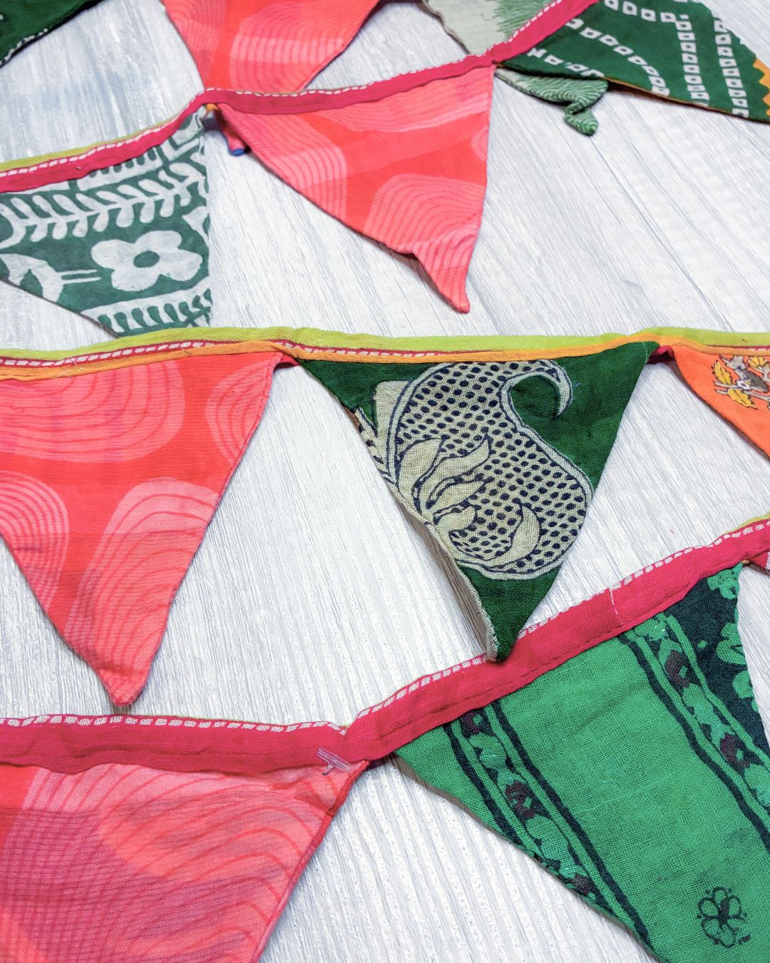 Mini Saree Triangle Banner | Christmas