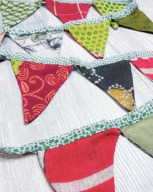 Mini Saree Triangle Banner | Christmas