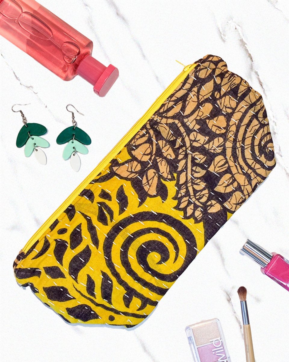 Kantha Cosmetic Bag | Large - Asha Project Kantha - Saree - Handmade