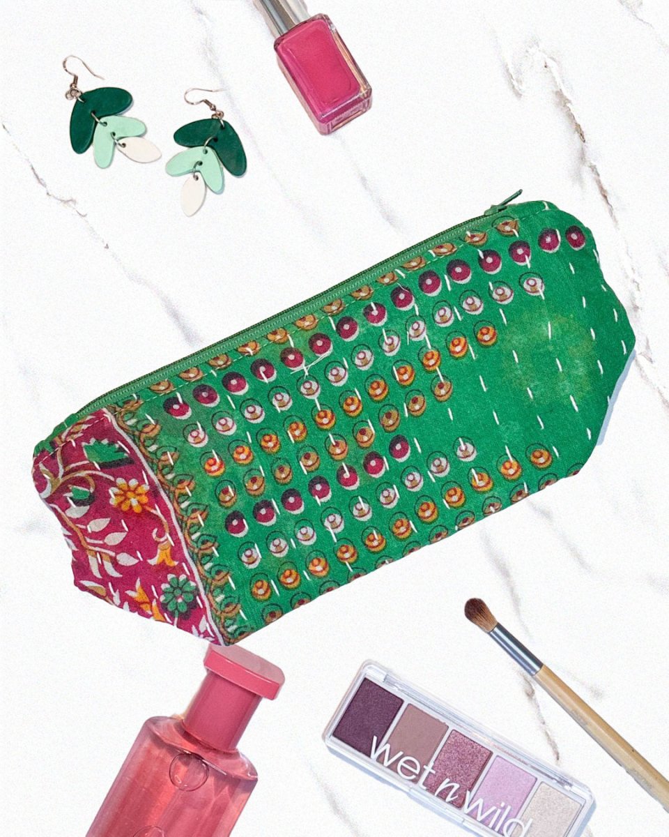 Kantha Cosmetic Bag | Medium - Asha Project Kantha - Saree - Handmade