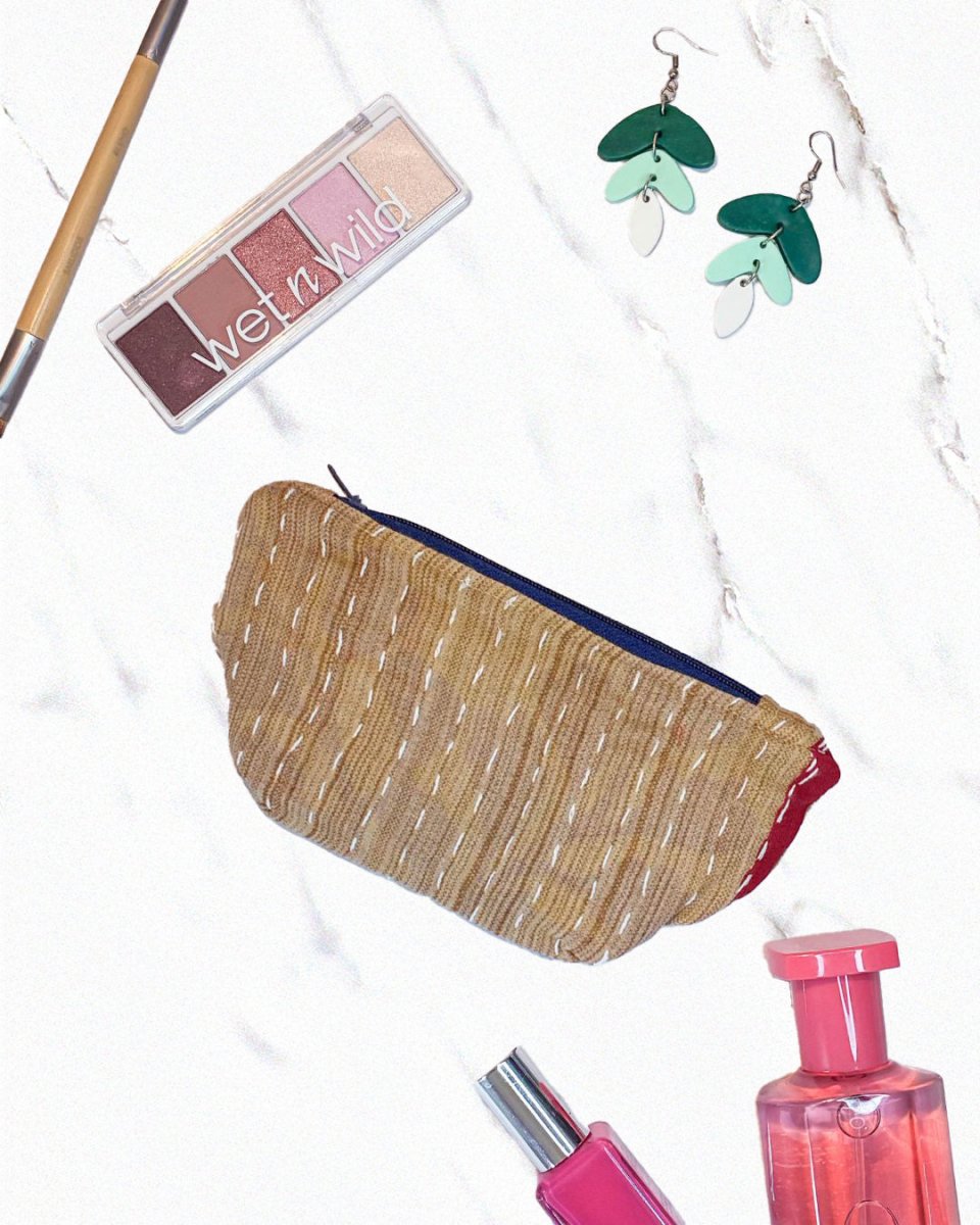 Kantha Cosmetic Bag | Small - Asha Project Kantha - Saree - Handmade