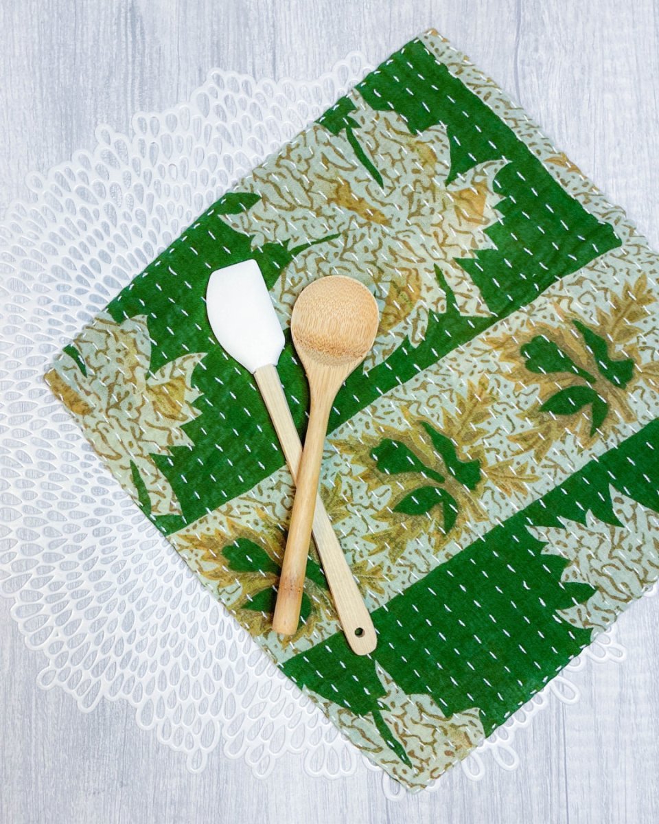 Kantha Dish Cloth | Christmas - Asha Project Kantha - Saree - Handmade