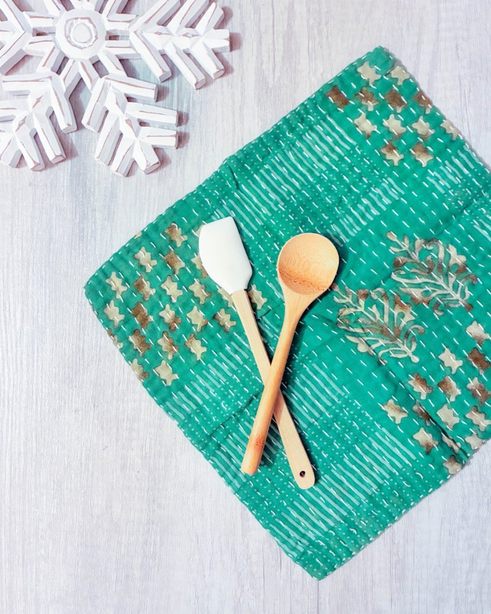 Kantha Dish Cloth | Christmas - Asha Project Kantha - Saree - Handmade