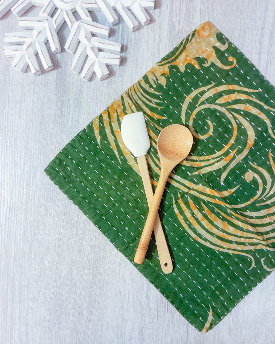 Kantha Dish Cloth | Christmas - Asha Project Kantha - Saree - Handmade