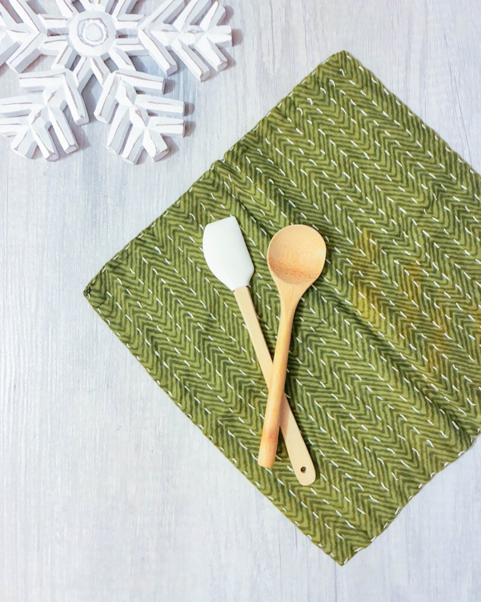 Kantha Dish Cloth | Christmas - Asha Project Kantha - Saree - Handmade