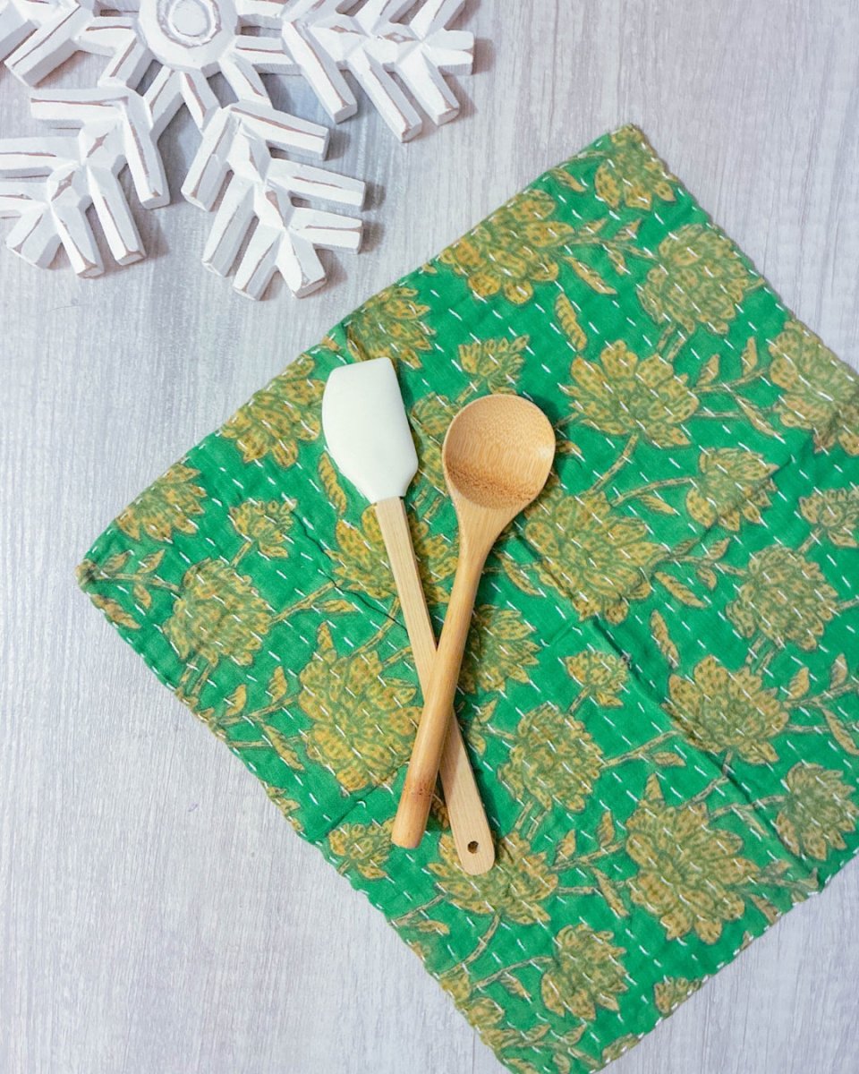 Kantha Dish Cloth | Christmas - Asha Project Kantha - Saree - Handmade