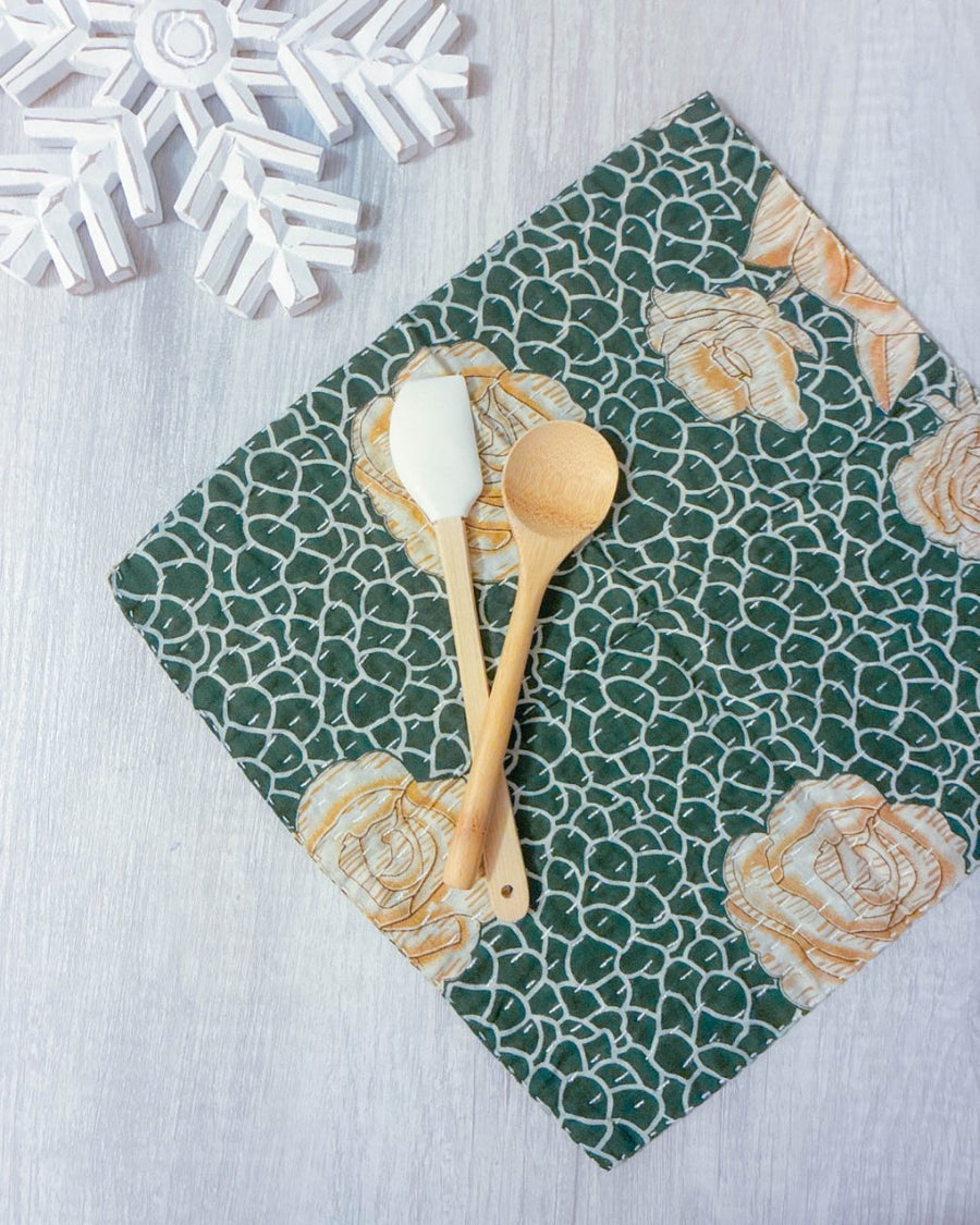 Kantha Dish Cloth | Christmas - Asha Project Kantha - Saree - Handmade