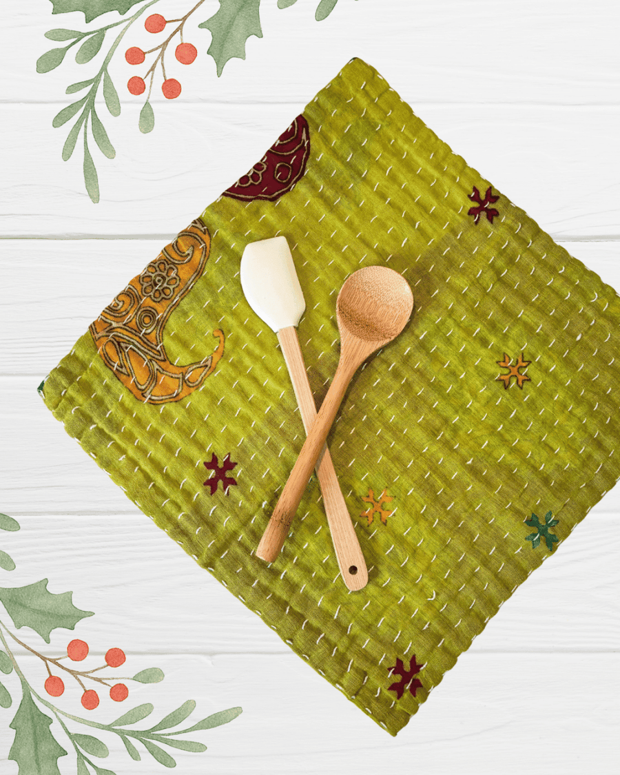 Kantha Dish Cloth | Christmas - Asha Project Kantha - Saree - Handmade