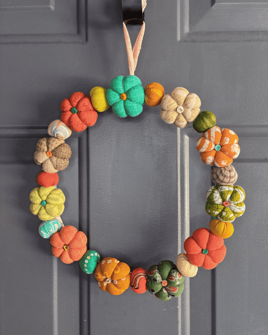 Mini Saree Pumpkin Wreath | Large - Asha Project Kantha-Saree-Handmade