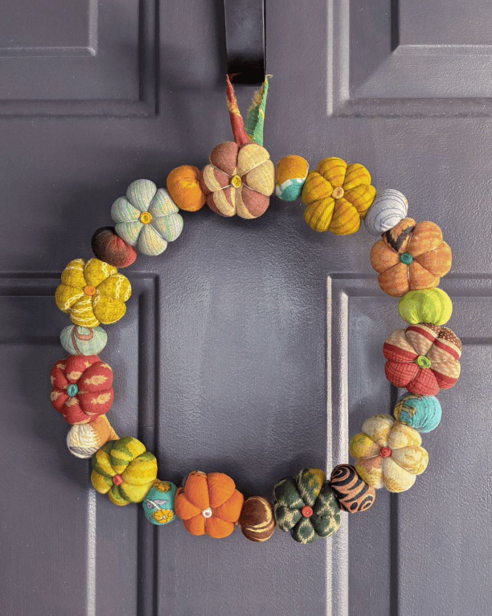Mini Saree Pumpkin Wreath | Large - Asha Project Kantha-Saree-Handmade