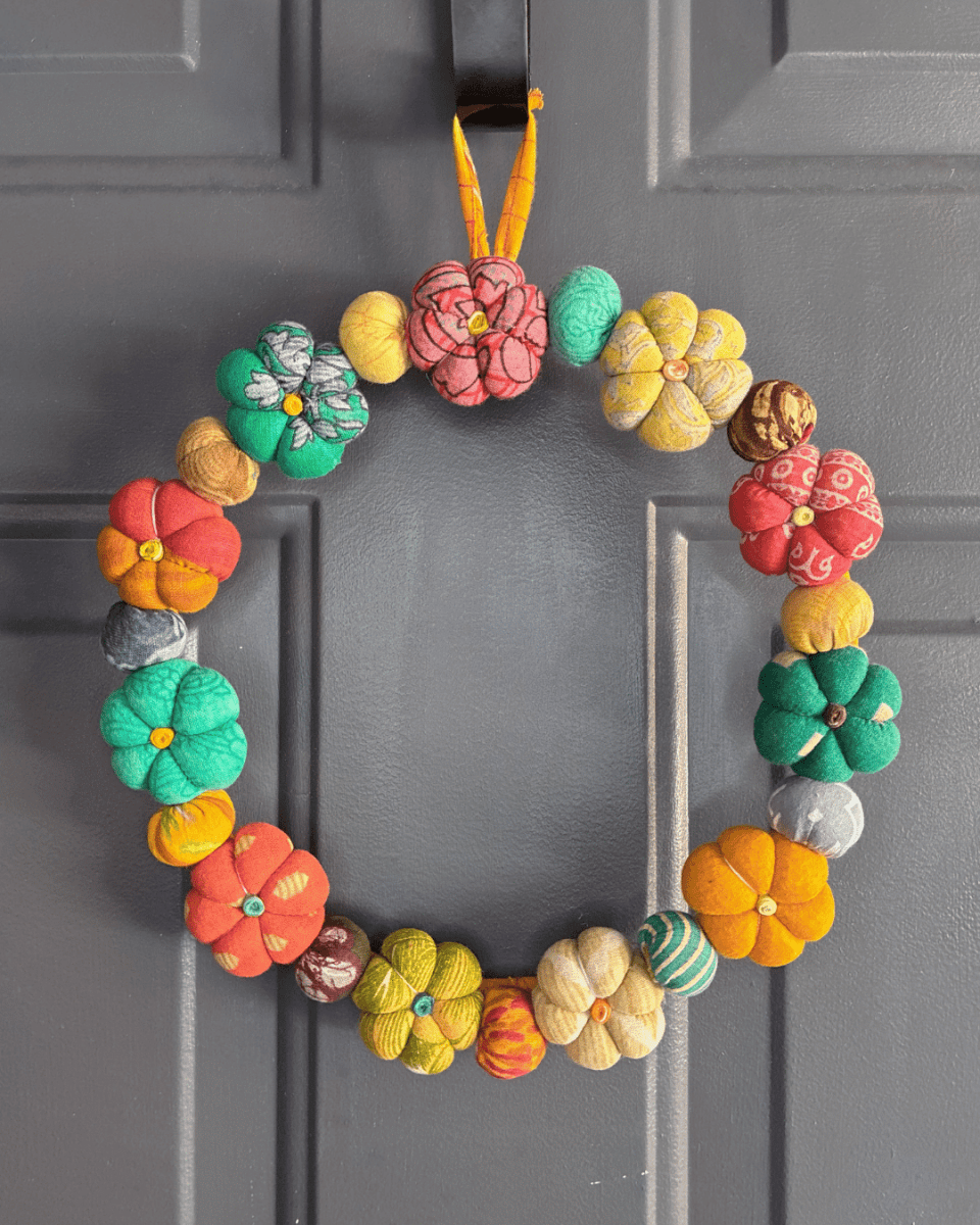 Mini Saree Pumpkin Wreath | Large - Asha Project Kantha-Saree-Handmade