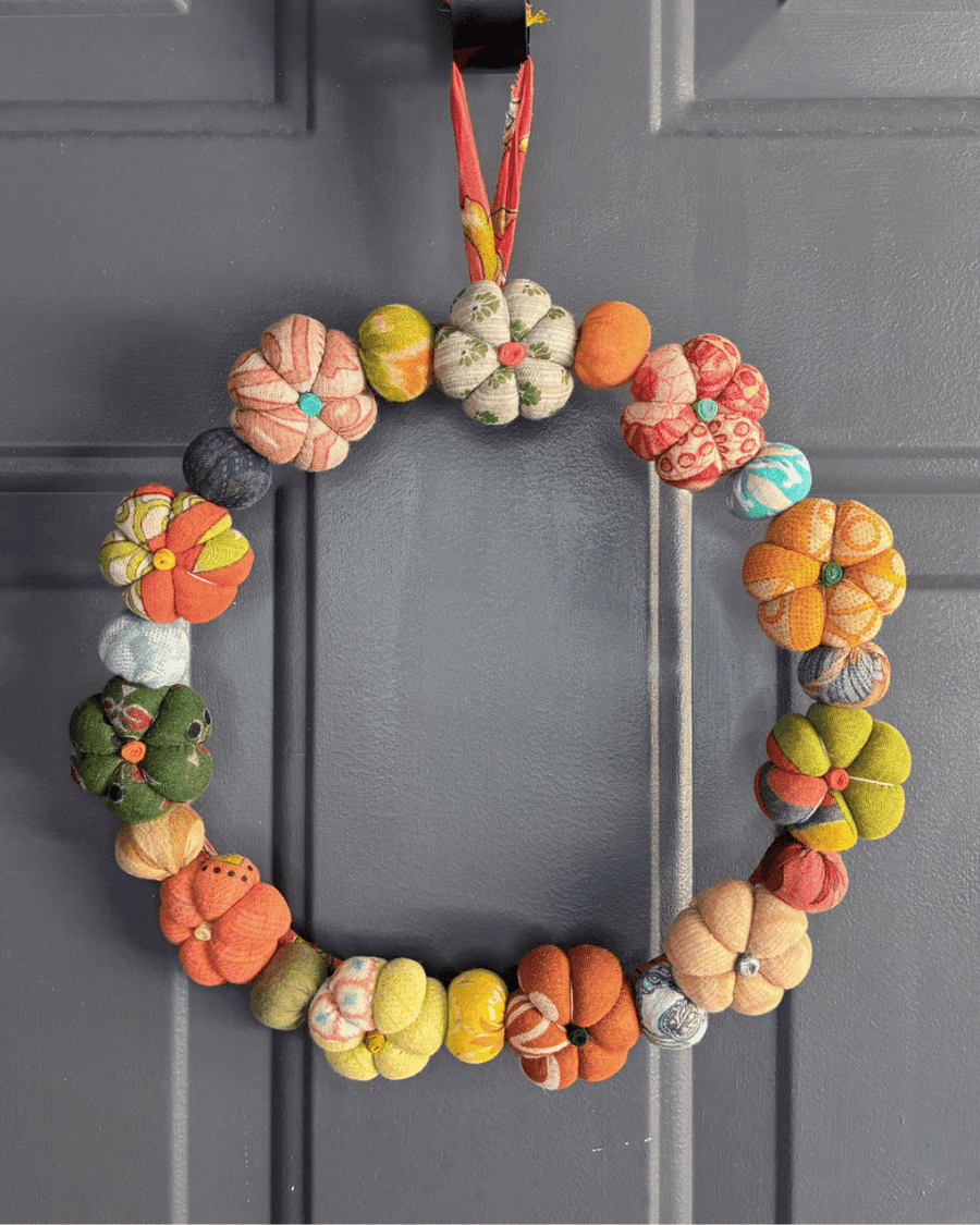 Mini Saree Pumpkin Wreath | Large - Asha Project Kantha-Saree-Handmade