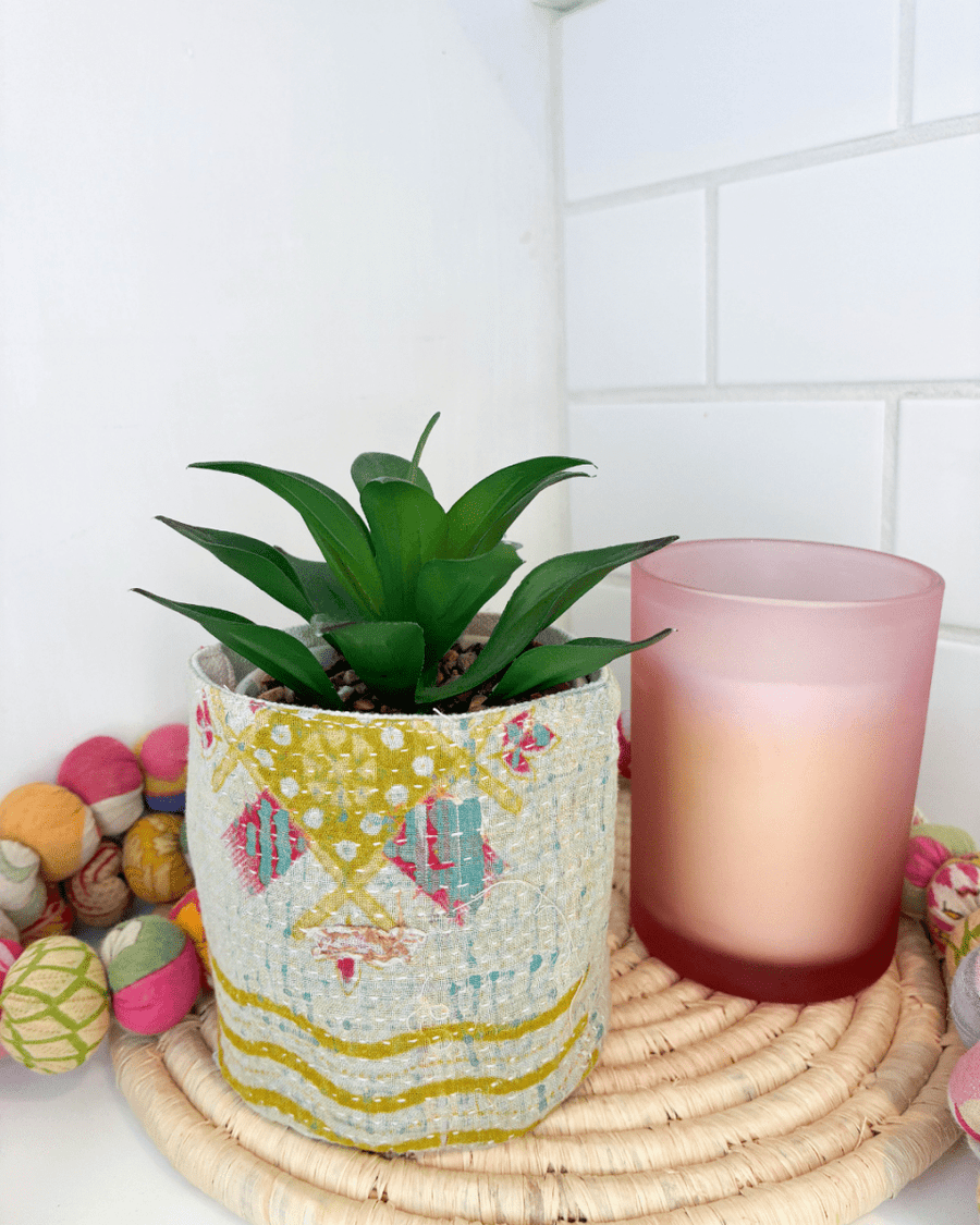 Vintage Kantha Basket | 4 in - Asha Project Kantha - Saree - Handmade