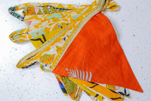 Saree Triangle Banner