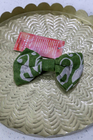 Saree Pet Bowtie - Large