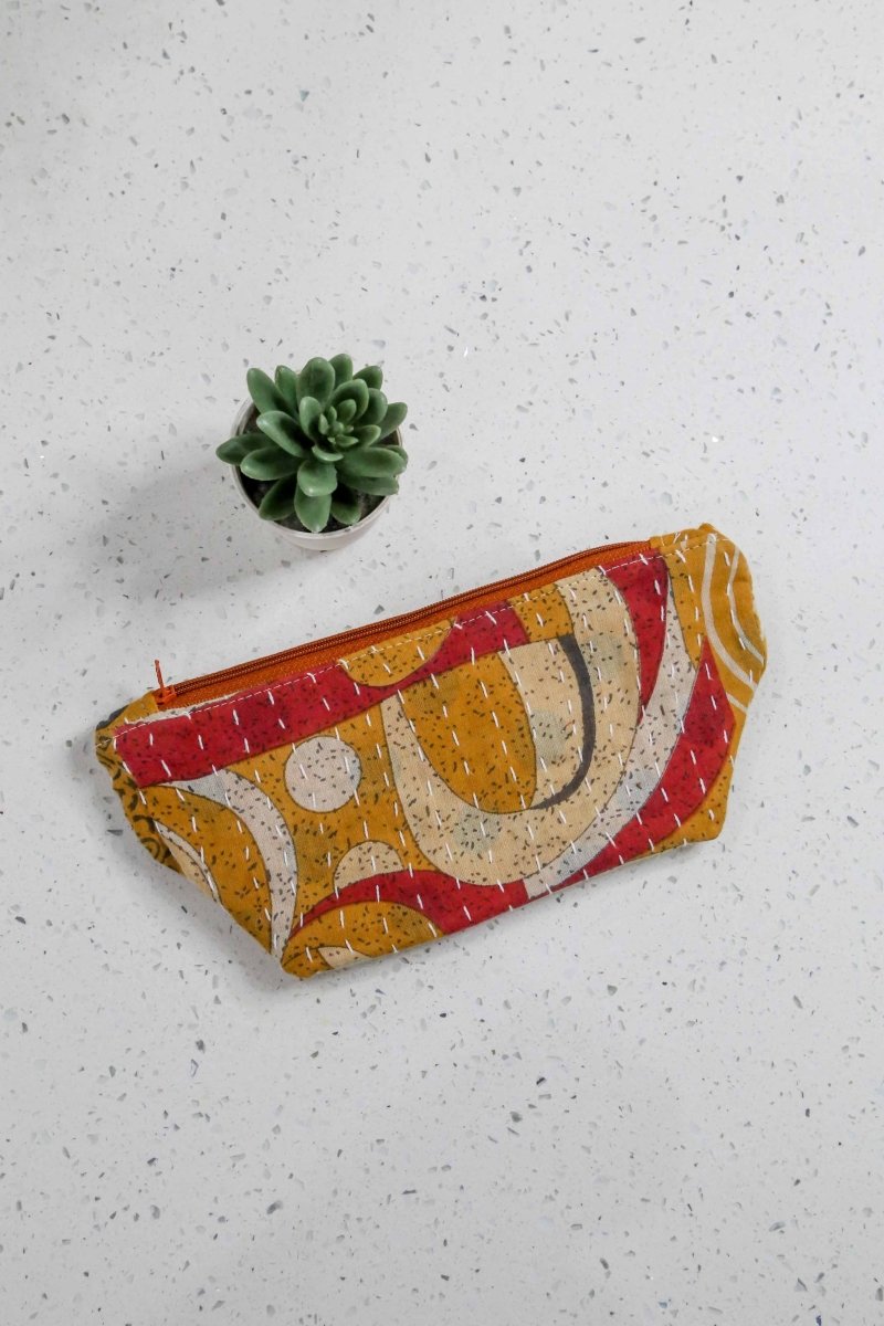 Kantha Cosmetic Bag | Medium - Asha Project Kantha - Saree - Handmade