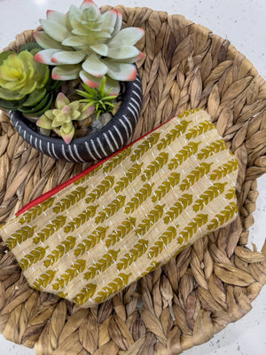 Kantha Cosmetic Bag | Medium - Asha Project Kantha - Saree - Handmade