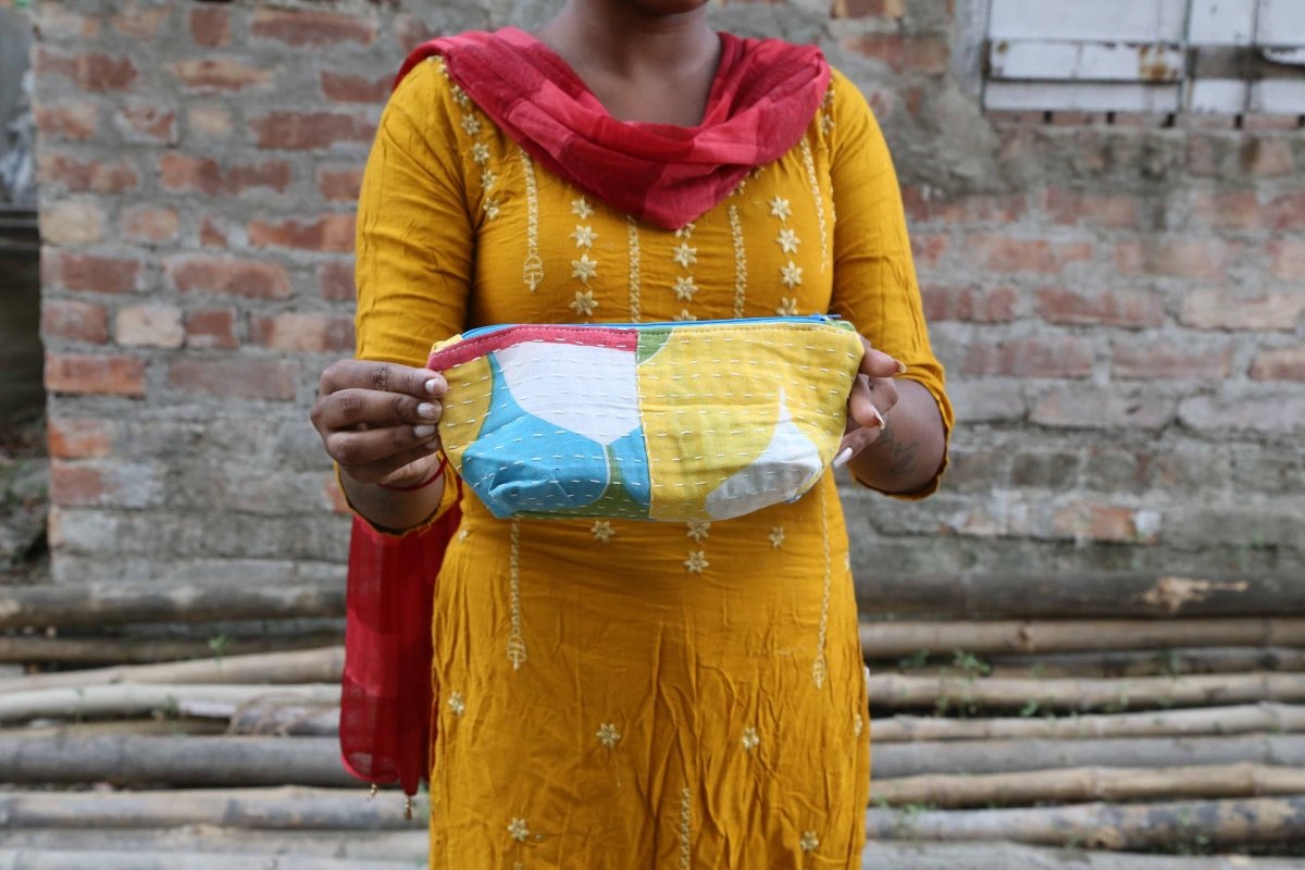 Kantha Cosmetic Bag | Medium - Asha Project Kantha - Saree - Handmade