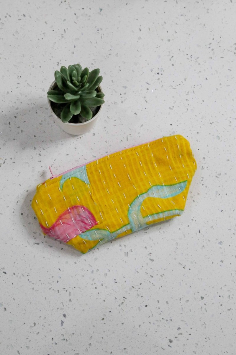 Kantha Cosmetic Bag | Small - Asha Project Kantha - Saree - Handmade