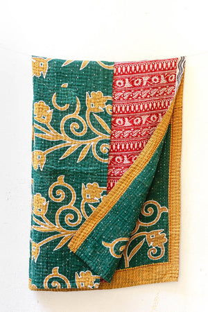 WS Kantha Throw Blanket | Christmas - Asha Project Kantha - Saree - Handmade