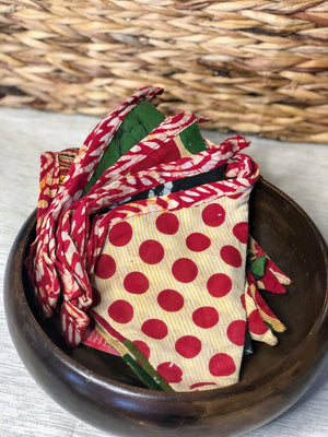 WS Mini Saree Triangle Banner | Christmas - Asha Project Kantha - Saree - Handmade